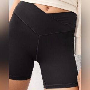 OFFLINE By Aerie Black Crossover High-Waisted 5” Biker Shorts